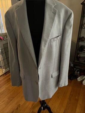 Chaps Light Gray Men's Two-Button Blazer